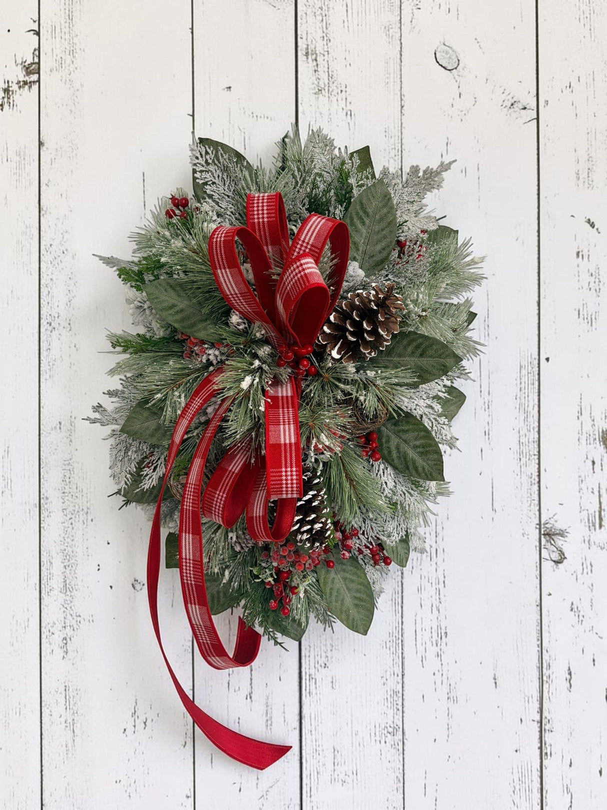 Christmas Holiday Swag 32 Inch Door Decor TCT Crafts