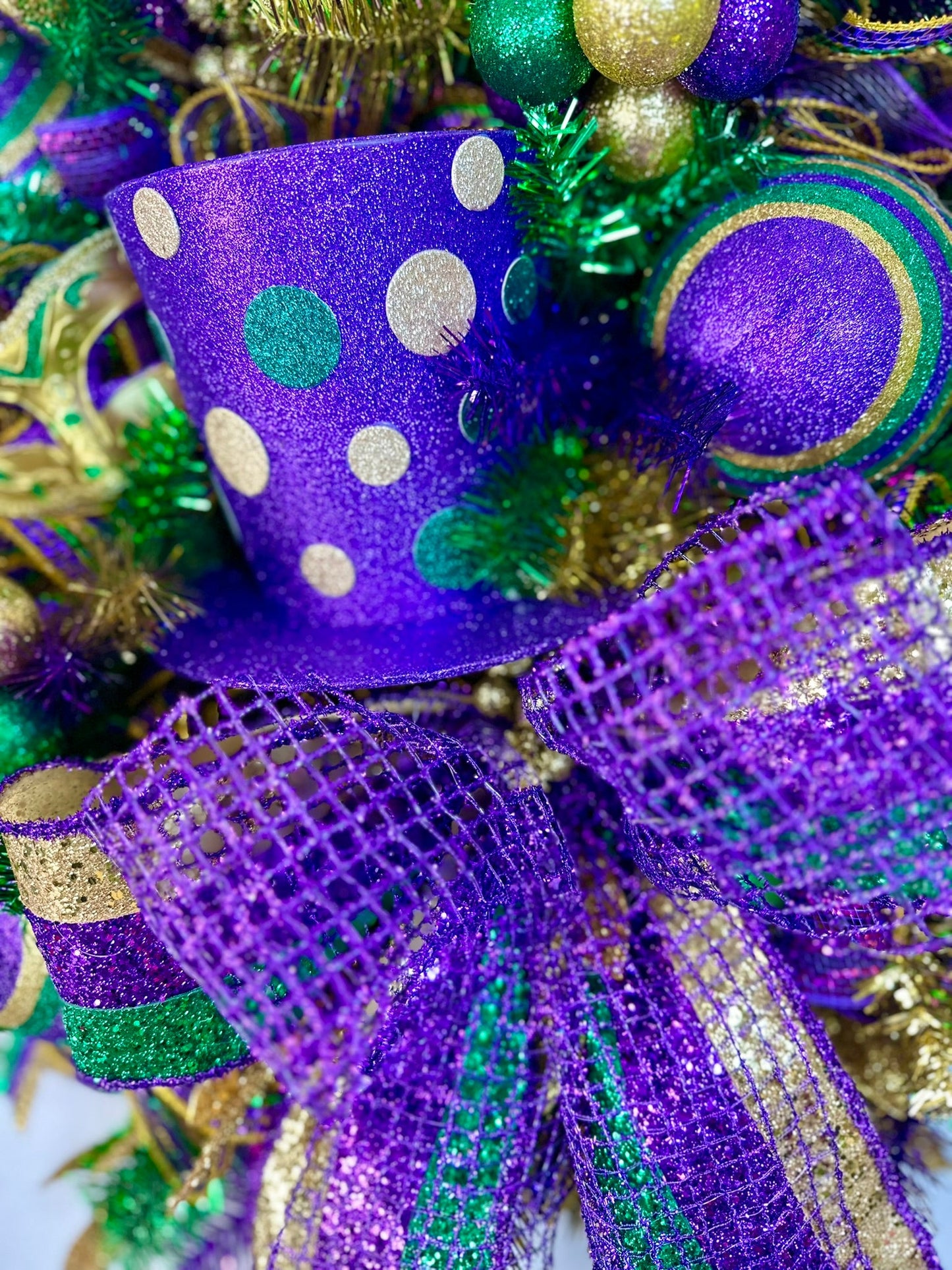 Purple, Gold, & Green Mardi Gras Top Hat door wreath- TCT1463 TCT Crafts
