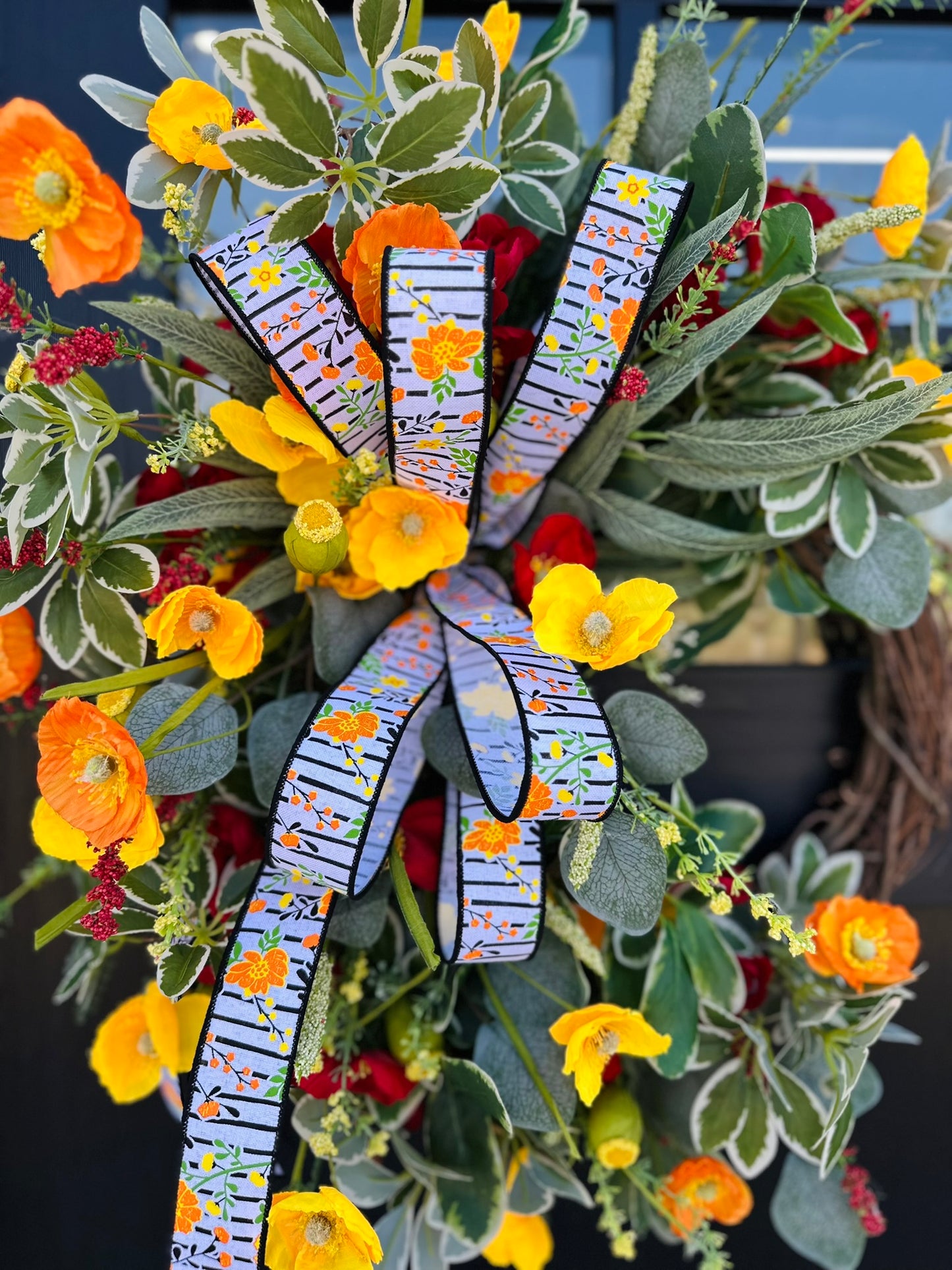 Summer Floral Grapevine Wreath with Poppies, Ranunculus & Eucalyptus – Bright Front Door Decor