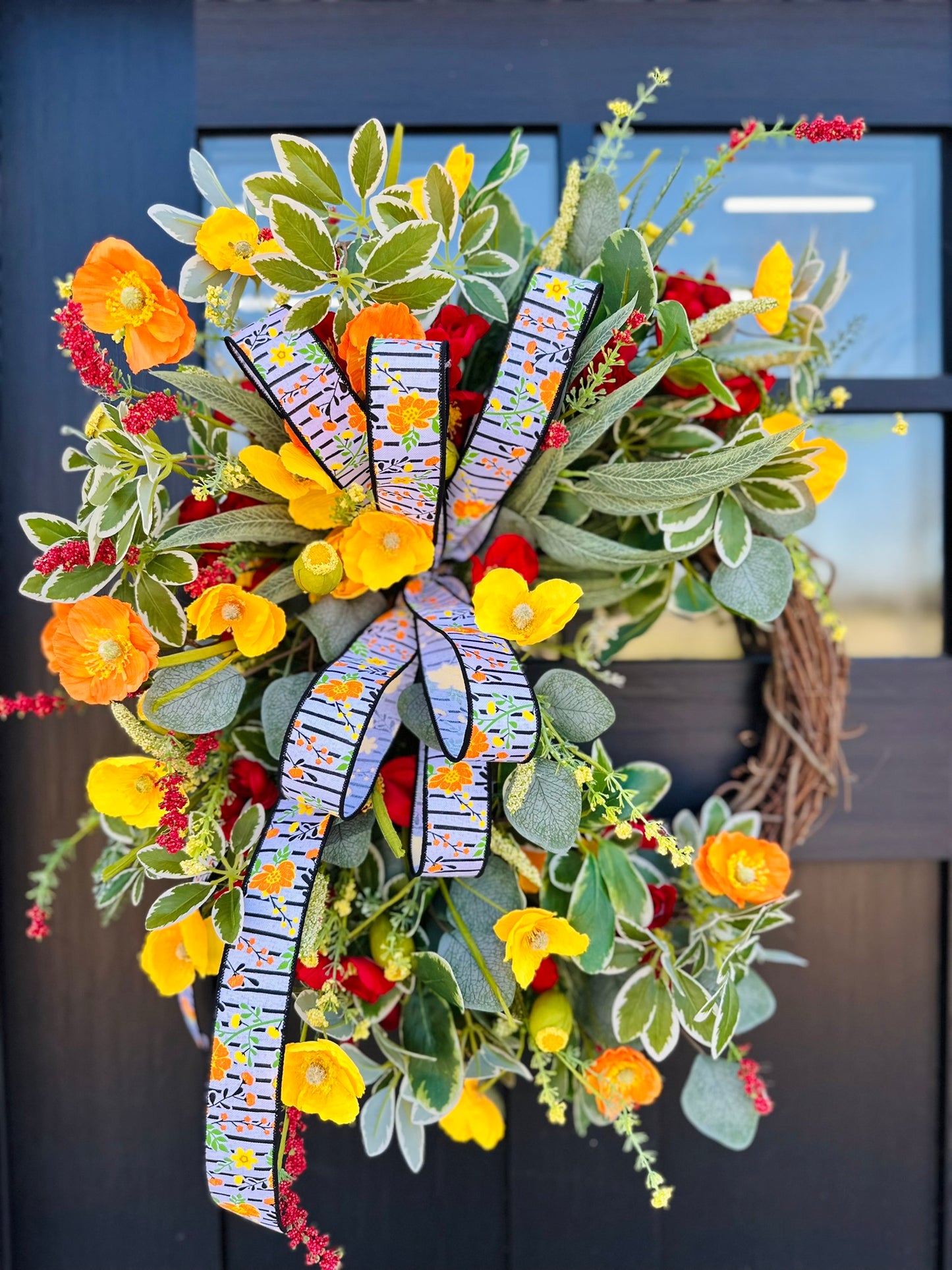 Summer Floral Grapevine Wreath with Poppies, Ranunculus & Eucalyptus – Bright Front Door Decor