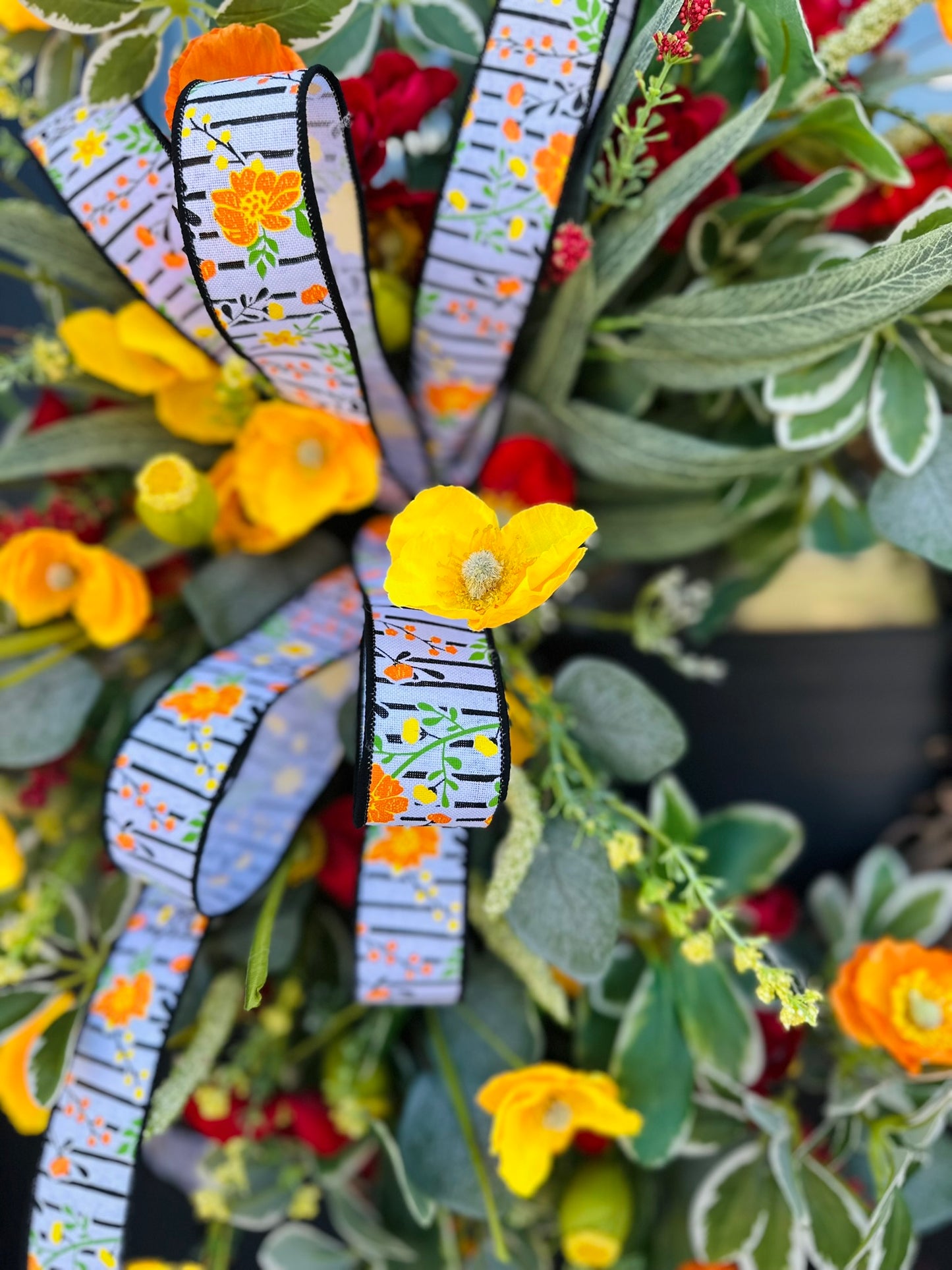 Summer Floral Grapevine Wreath with Poppies, Ranunculus & Eucalyptus – Bright Front Door Decor