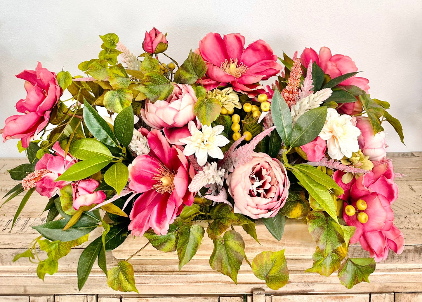 Mauve Magnolia Artificial Flower Arrangement – Faux Silk Floral Centerpiece for Dining Table or Wedding Decor TCT Crafts