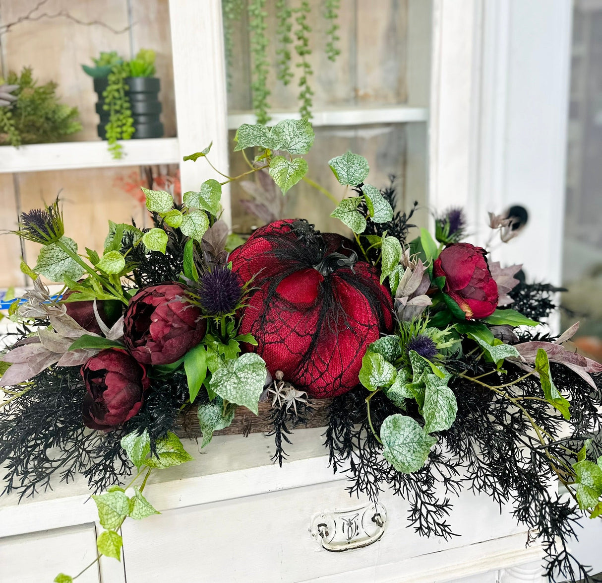 Gothic Halloween Pumpkin Floral Arrangement | Glam Halloween Table Decor TCT Crafts
