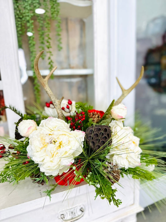 Rustic Christmas Centerpiece with Faux Antlers & Snowy Florals – 23x15 Holiday Arrangement TCT Crafts