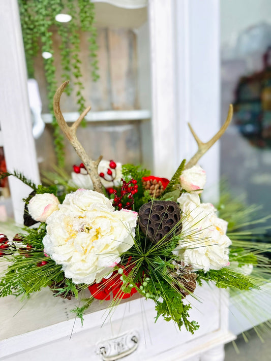 Rustic Christmas Centerpiece with Faux Antlers & Snowy Florals – 23x15 Holiday Arrangement TCT Crafts