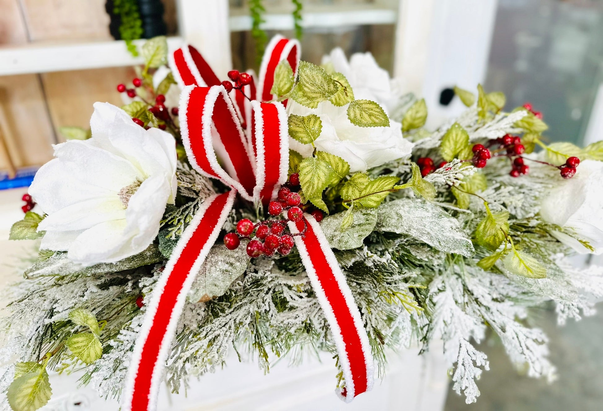 XL Snowy Magnolia Christmas Centerpiece – Winter Table Arrangement TCT Crafts