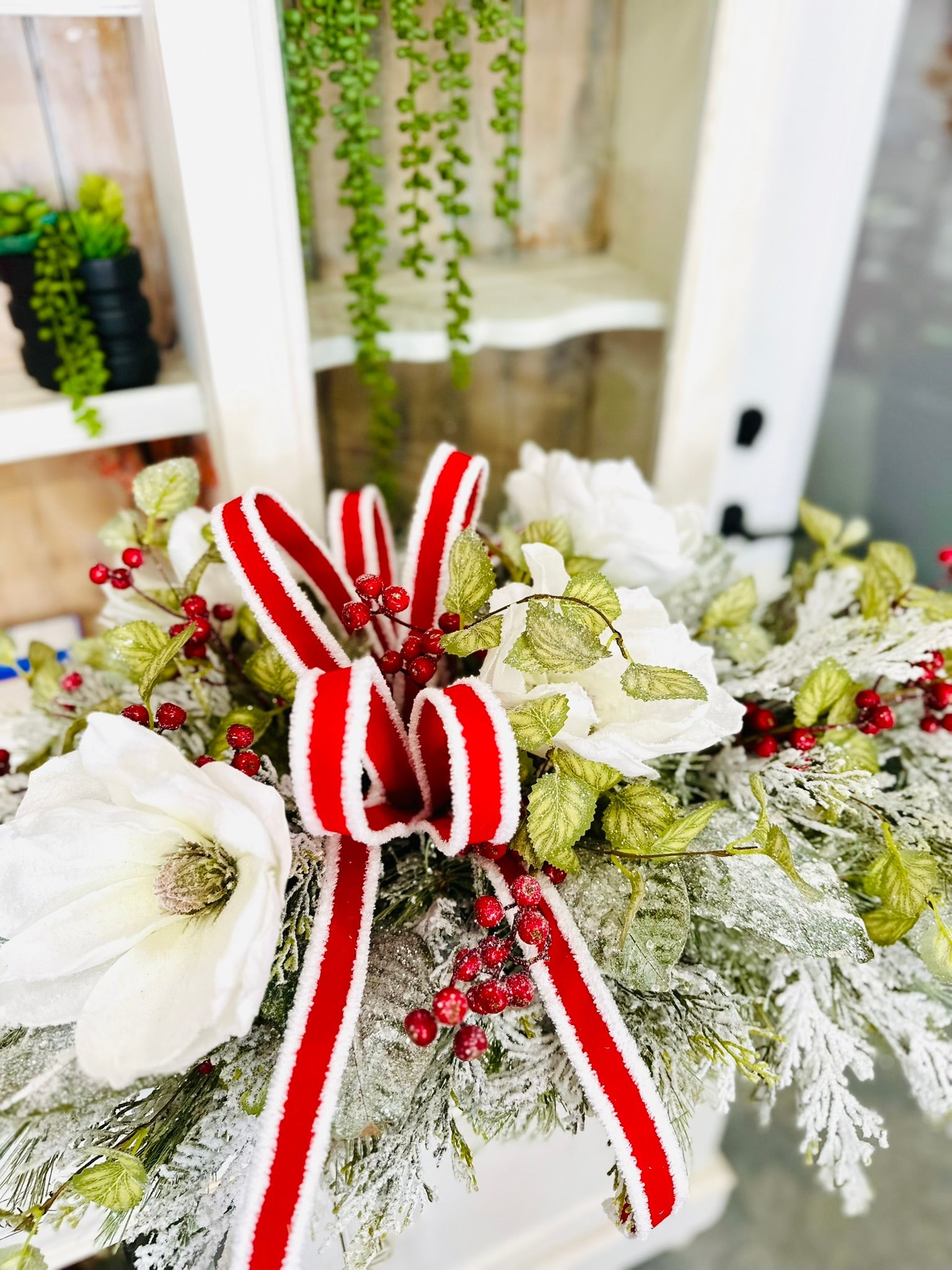 XL Snowy Magnolia Christmas Centerpiece – Winter Table Arrangement TCT Crafts