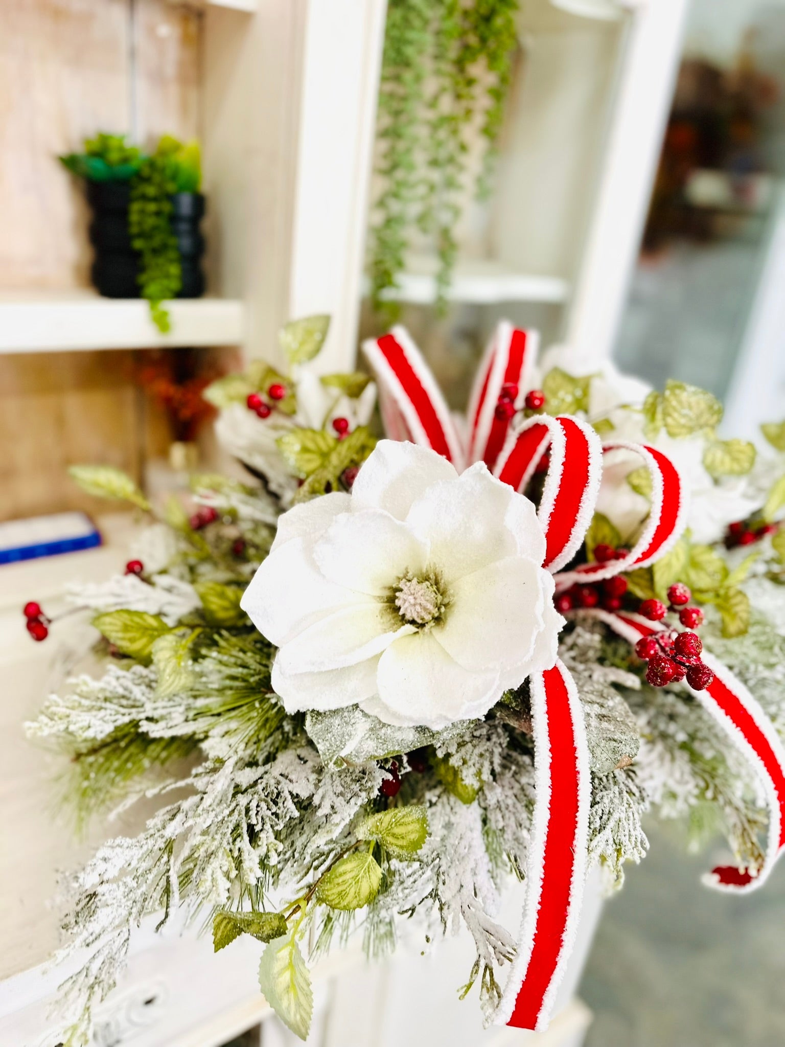 XL Snowy Magnolia Christmas Centerpiece – Winter Table Arrangement TCT Crafts