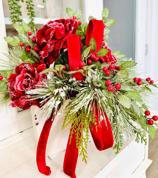 Christmas Centerpiece with Red Roses, Pine & Holly – Holiday Table Arrangement TCT Crafts