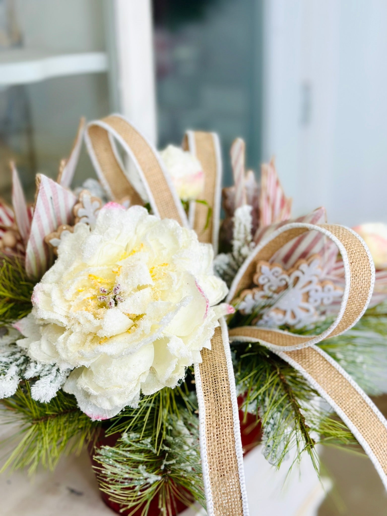 Rustic Glam Gingerbread Christmas Arrangement with Snowy Peonies & Burlap Ribbon TCT Crafts