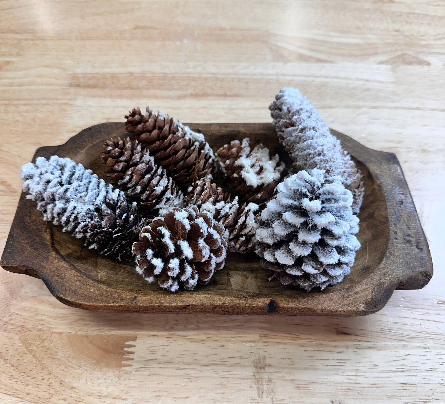 Assorted Frosted Pine Cones, Set of 8 – Perfect for Winter Crafts and Decor