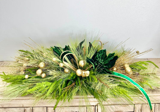 Elegant Emerald Green and Gold Holiday Centerpiece or Door Swag – Christmas Table Decoration, Mantelpiece, Mirror, or Front Door Display