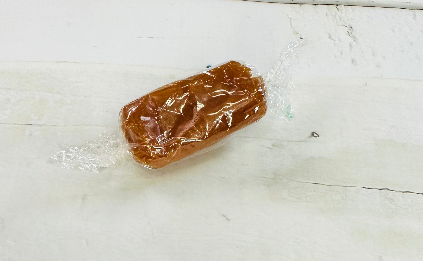 Handmade Fake Realistic Resin Caramel Candy Pieces - Ideal for Fake Baking, Clay Art, and Photography Props-6 pieces per bag TCT Crafts