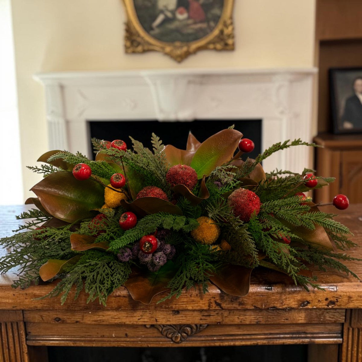 Williamsburg Holiday Centerpiece 22 Inch Arrangement TCT Crafts