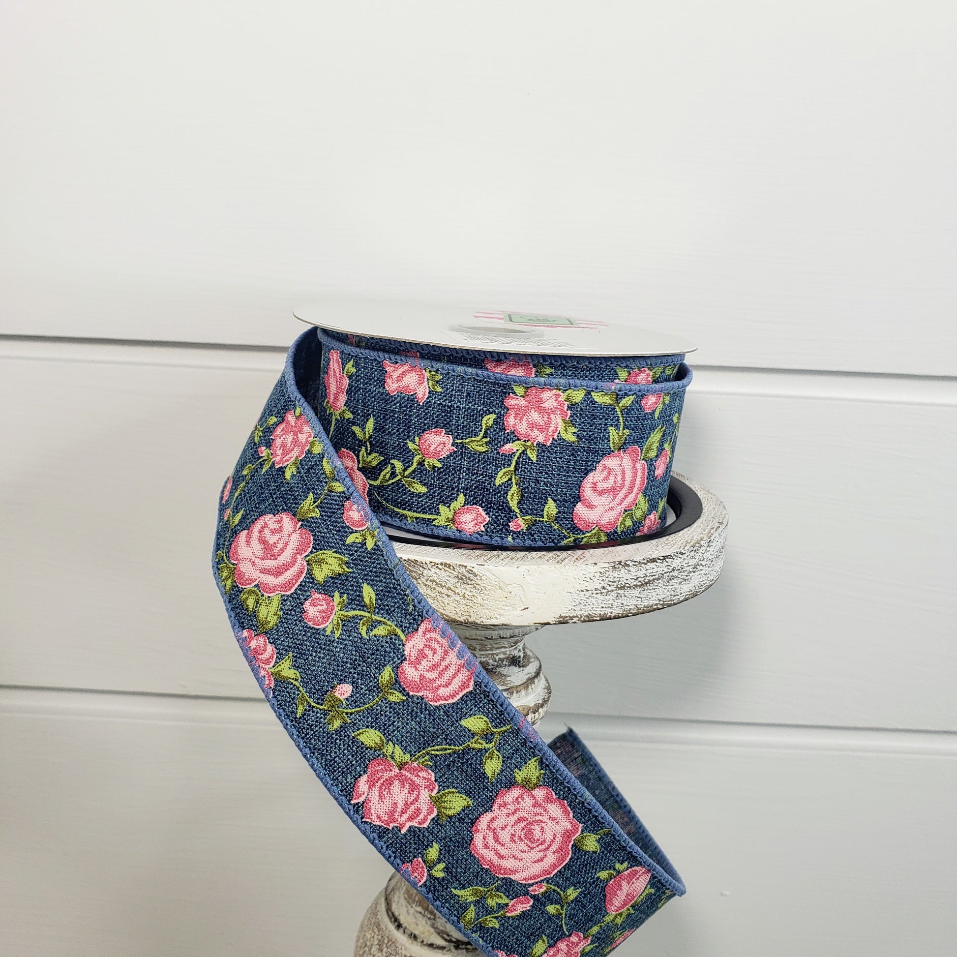 Q921609-03 1.5"x10y Denim Linen/Pink Roses Spring Wired Ribbon - TCTCrafts