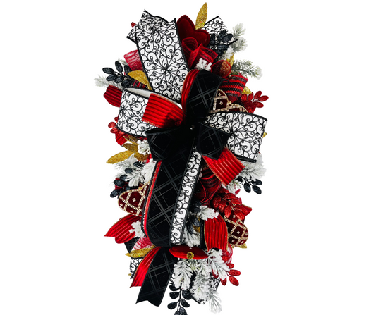 Elegant Red, Black, & Gold Valentine's Day Swag/Wreath_TCT1589 TCT Crafts