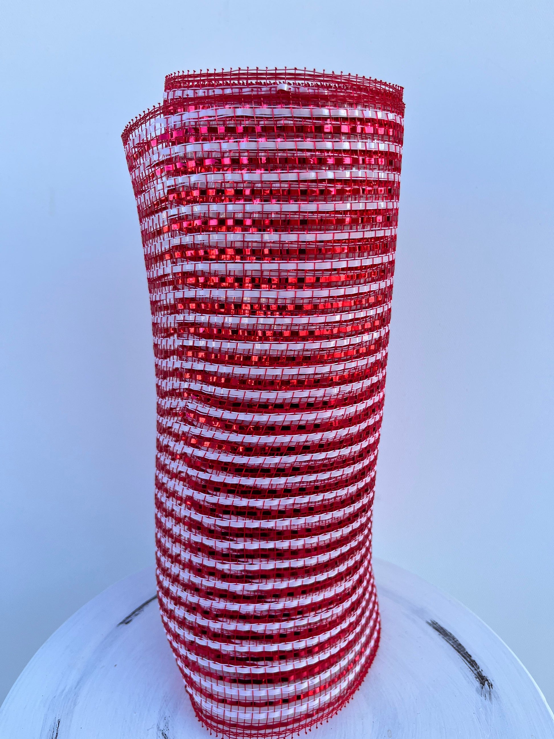 RE1342N5-10.25" x 10yd Wide Foil Mesh-Red/White Craig Bachman