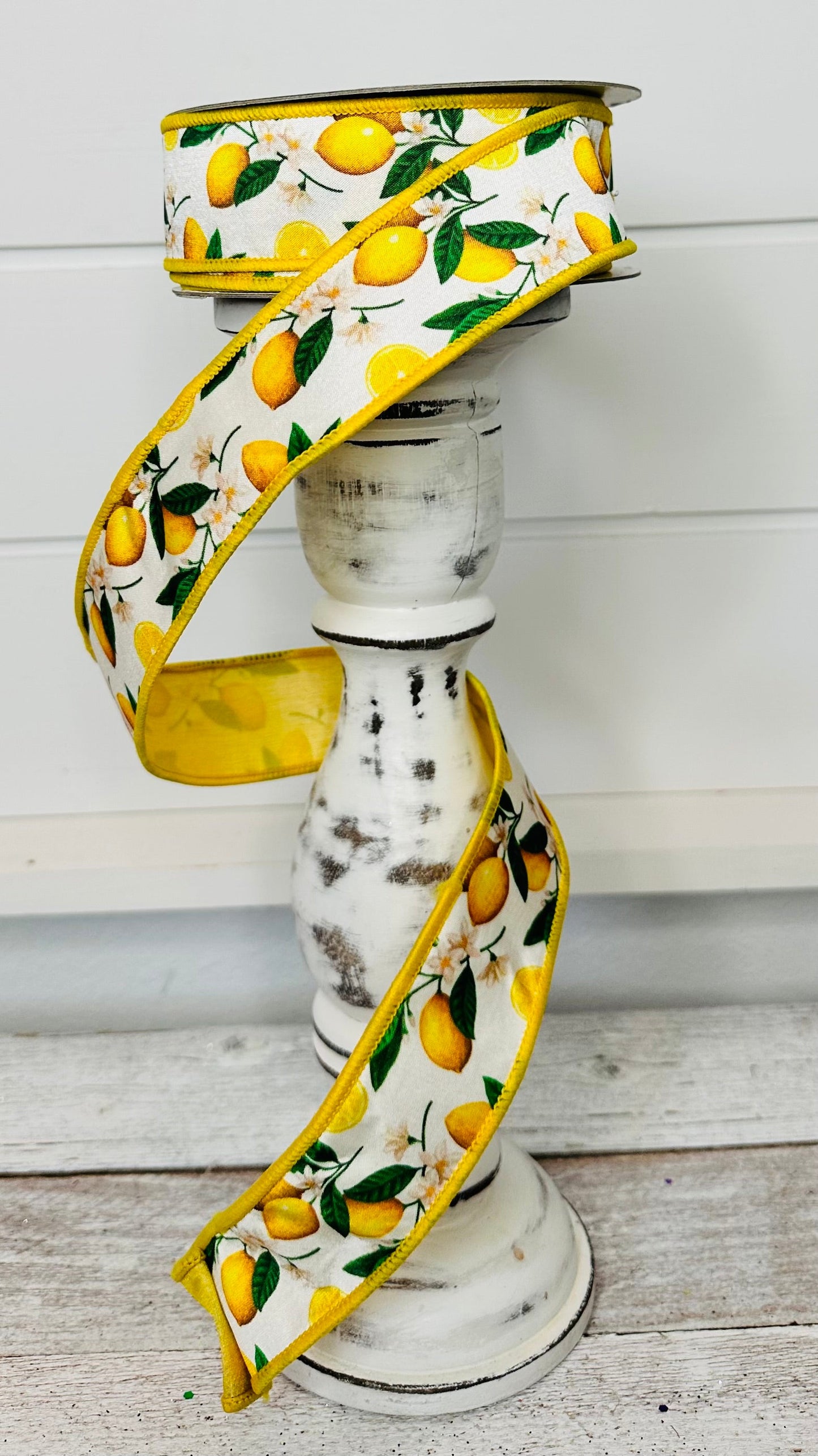 1.5" X 10YD Farrisilk Lemon Blossoms Wired Ribbon Farrisilk