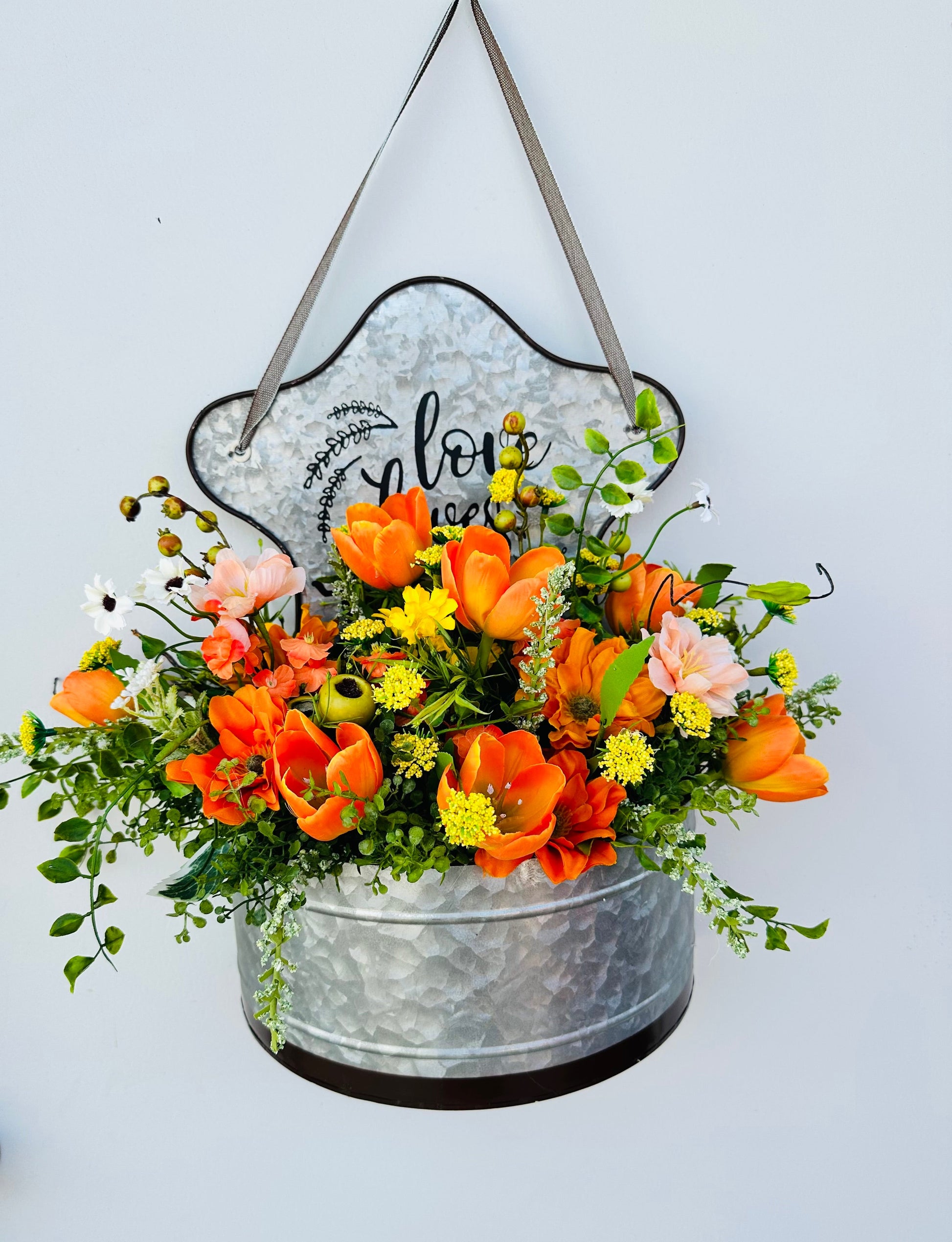 Mother's Day Wildflower Door Hanger/Arrangement -TCT1620 TCT Crafts