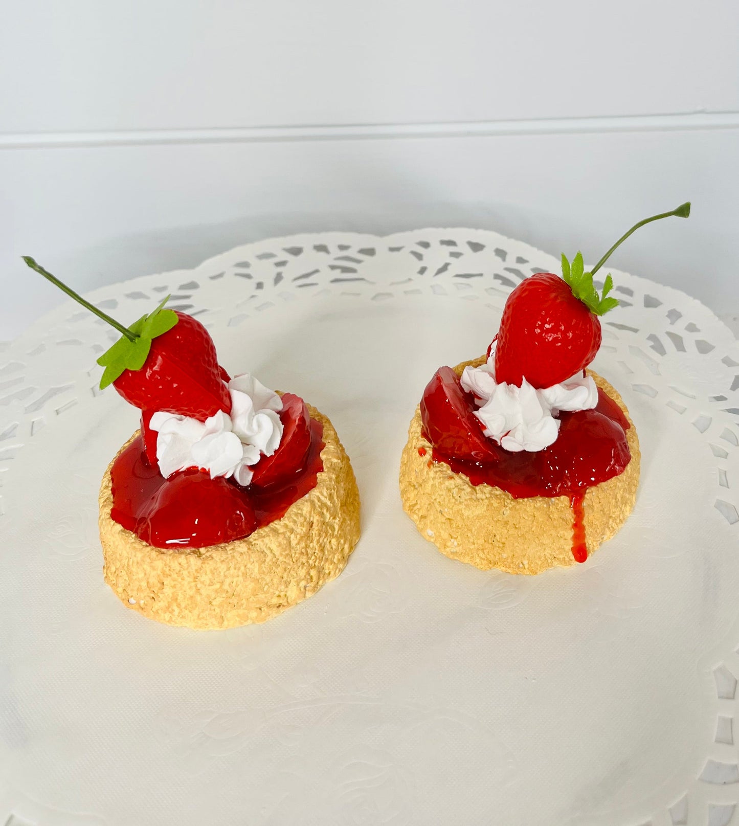 Fake Strawberry Shortcake Tiered Tray Decor/Food Prop-TCT1546 TCT Crafts