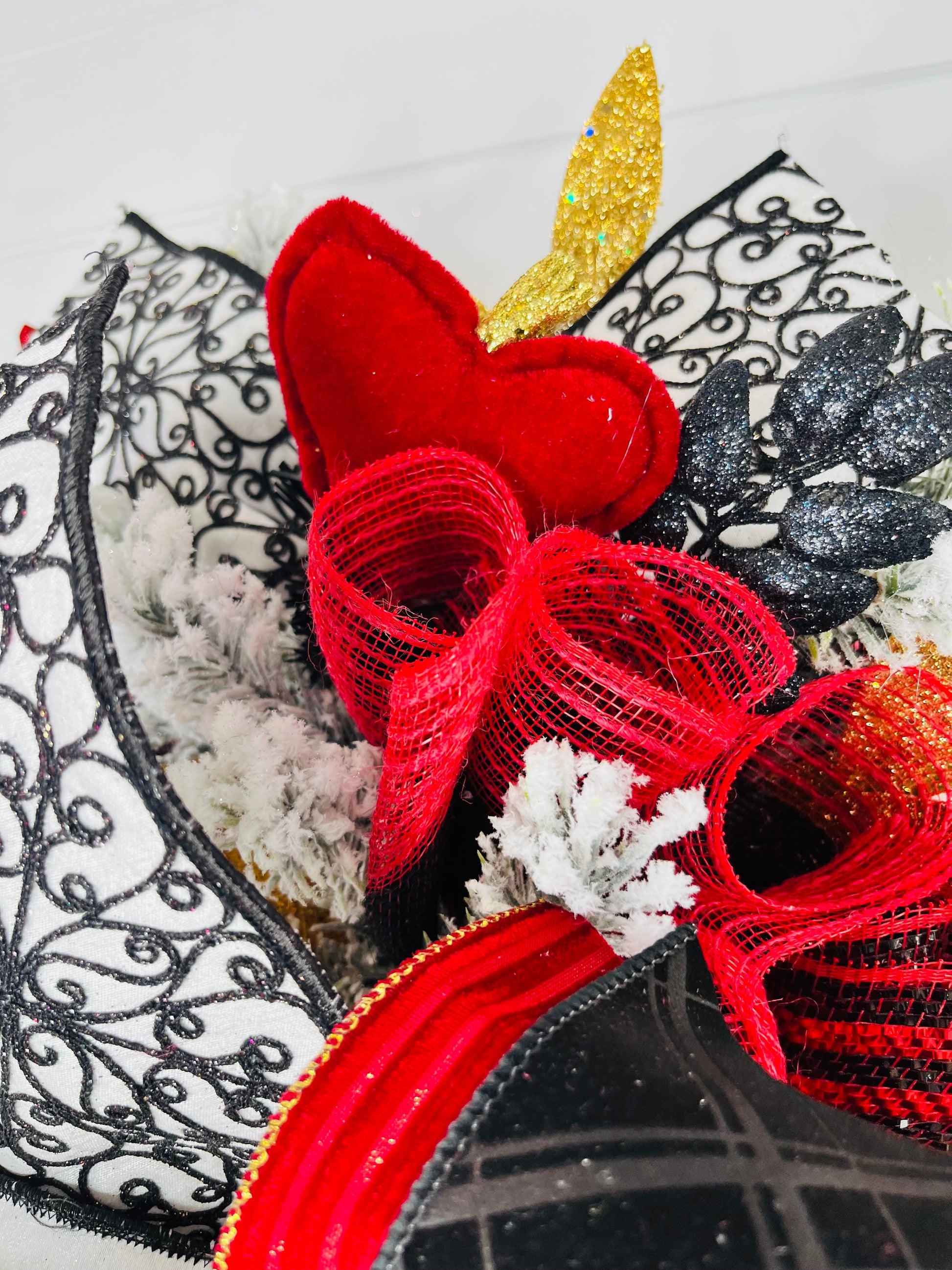 Elegant Red, Black, & Gold Valentine's Day Swag/Wreath_TCT1589 TCT Crafts