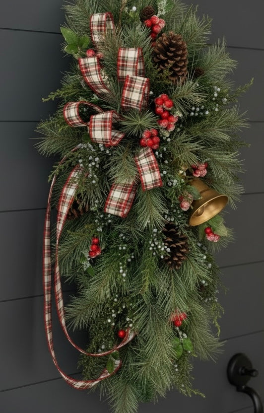 Deluxe Classic Christmas Pine Swag with Bells TCT Crafts