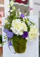 Load image into Gallery viewer, Purple Mum and White Hydrangea Hanging Basket Door Hanger – Elegant Spring Decor