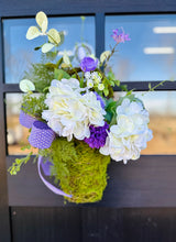 Load image into Gallery viewer, Purple Mum and White Hydrangea Hanging Basket Door Hanger – Elegant Spring Decor