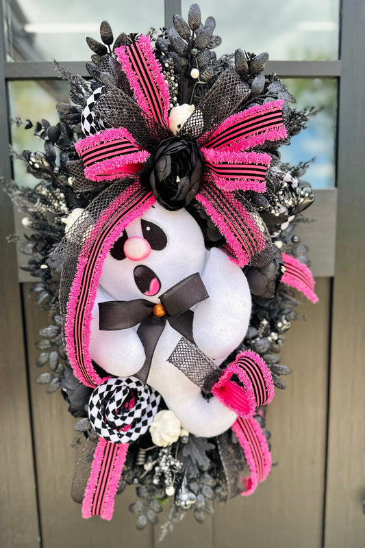 Whimsical Ghost Halloween Door Swag – Handmade Pink & Black Decor with Ribbon & Plush Accent for Front Door or Wall Display TCT Crafts