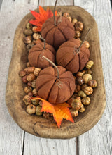 Load image into Gallery viewer, Handmade Primitive Cinnamon Pumpkin Set with Spice-Scented Putka Pods in Wooden Dough Bowl, Fall Vignette Decor by TCT Crafts