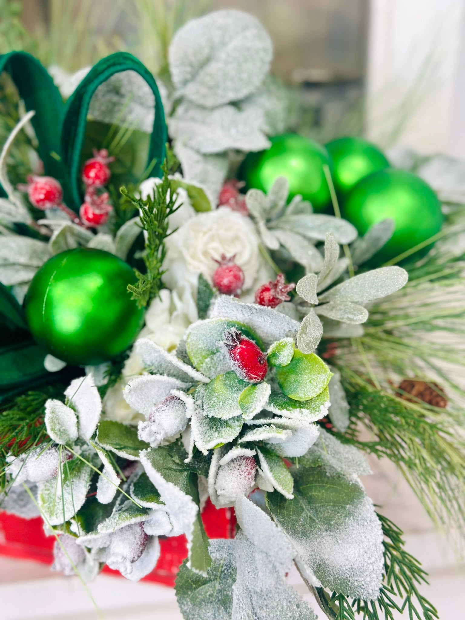 Small Christmas Arrangement in Red Wooden Box – Green Ornaments & Snowy Roses TCT Crafts