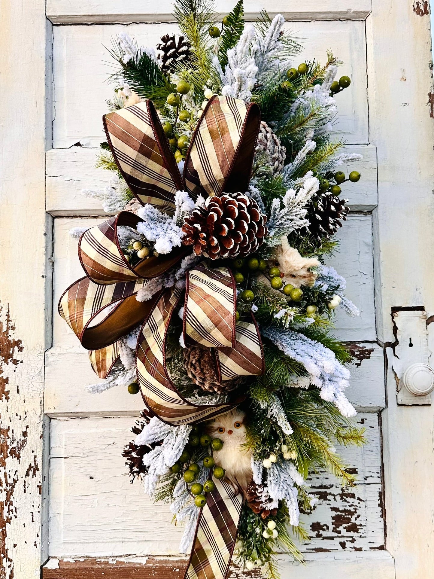 Rustic Owl Winter Swag | Woodland Christmas Door Decor | Pinecone Flocked Greenery TCT Crafts