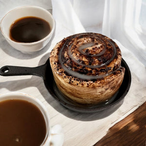 Realistic Faux Cinnamon Roll Decor in 4" Cast Iron Skillet, Artificial Bakery Food Display for Kitchen & Tiered Trays