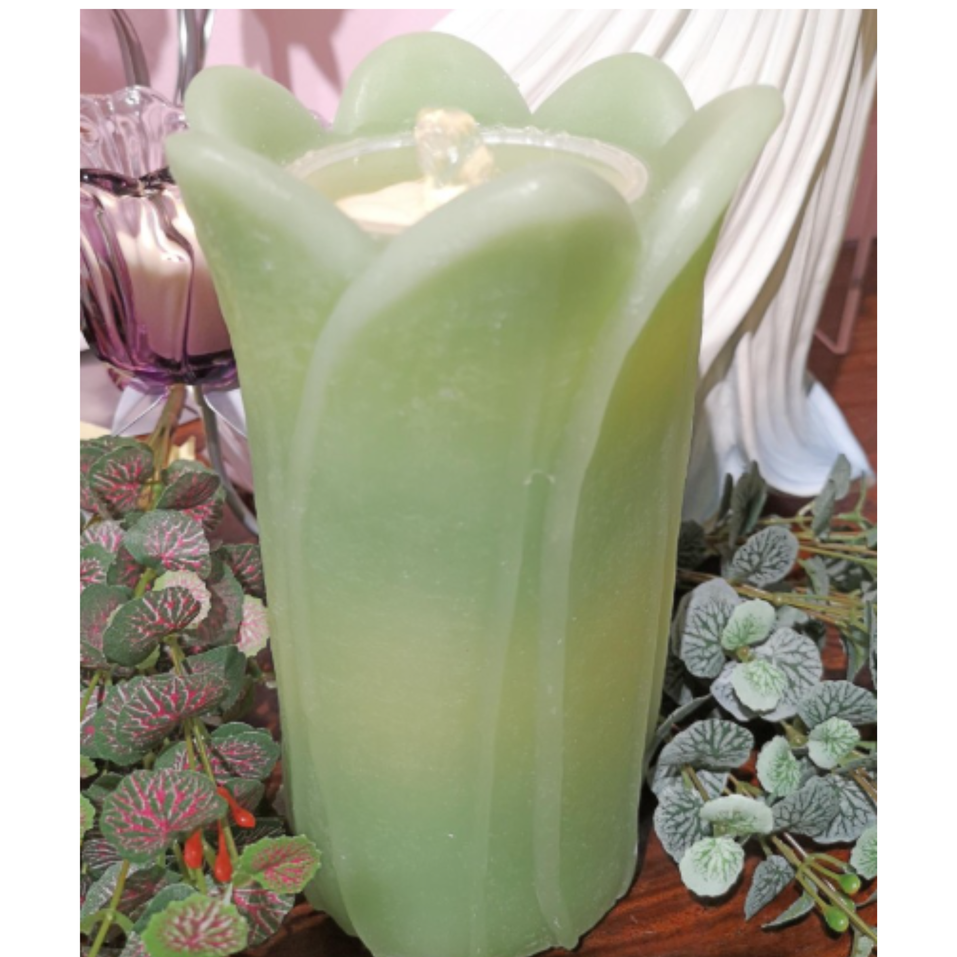 4.75x8 Green Tulip Fountain Candle – LED Bubbling Candle with Remote-LC3260-GRN Fantastic Craft