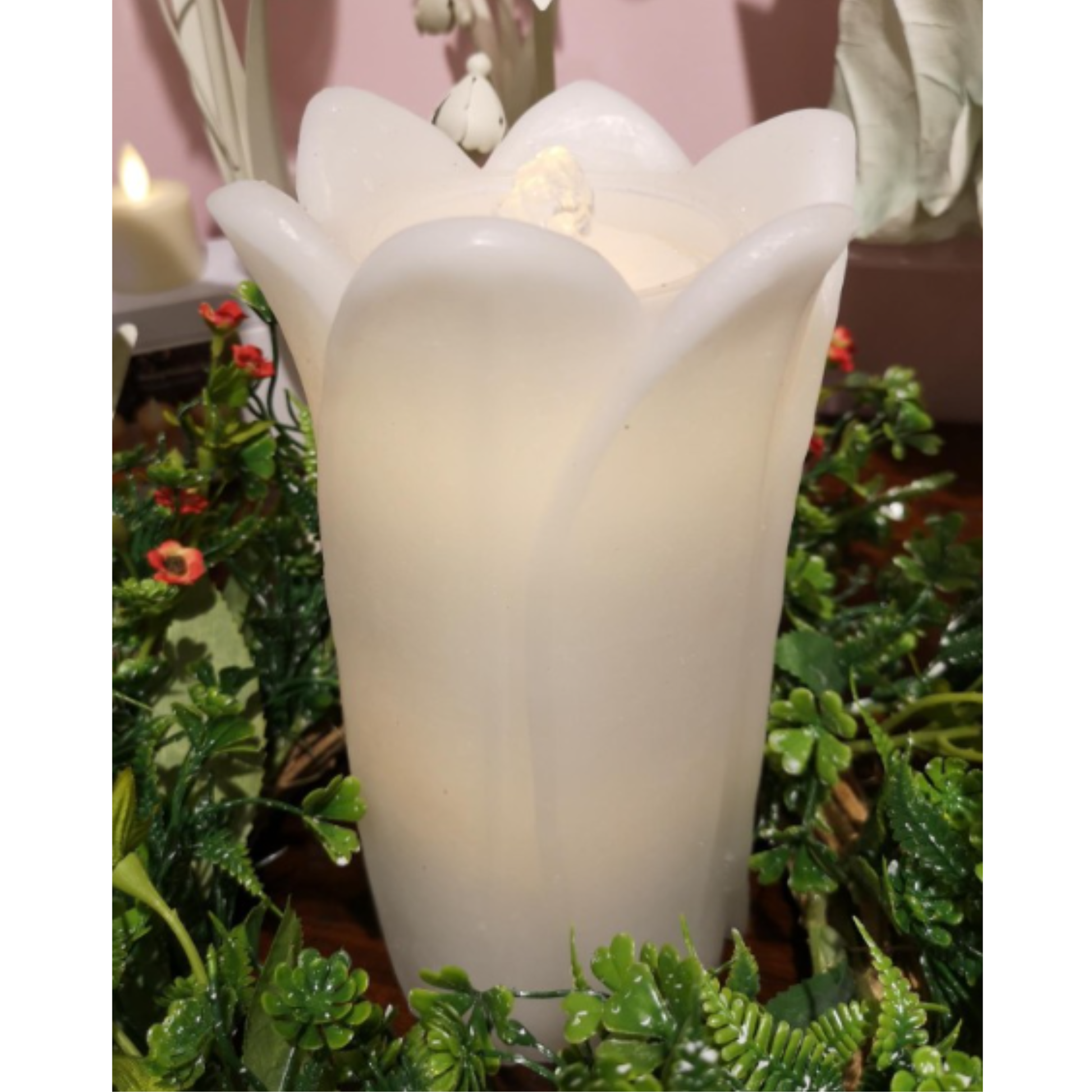 4.75x8 White Tulip Fountain Candle – LED Bubbling Candle with Remote-LC3260-WHT Fantastic Craft