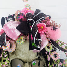Load image into Gallery viewer, Large Animated Pink Candyland Skull Porch Decorations-(TCT1410)