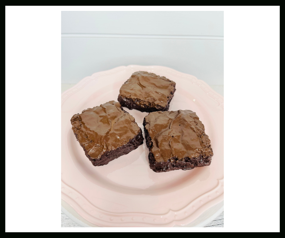 One Fake Brownie Food Prop/Fake Bake-TCT1567 TCT Crafts