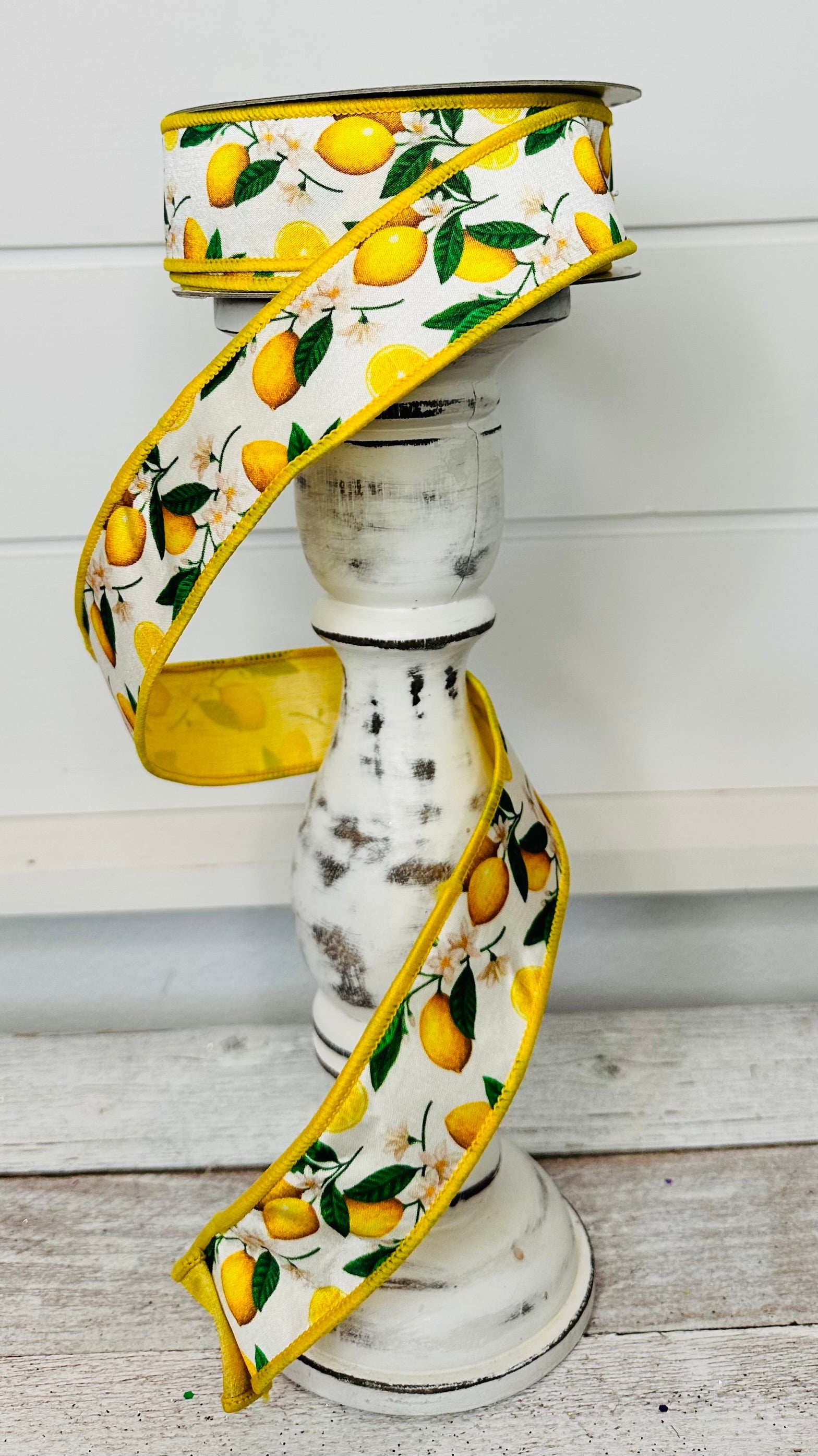 1.5" X 10YD Farrisilk Lemon Blossoms Wired Ribbon Farrisilk