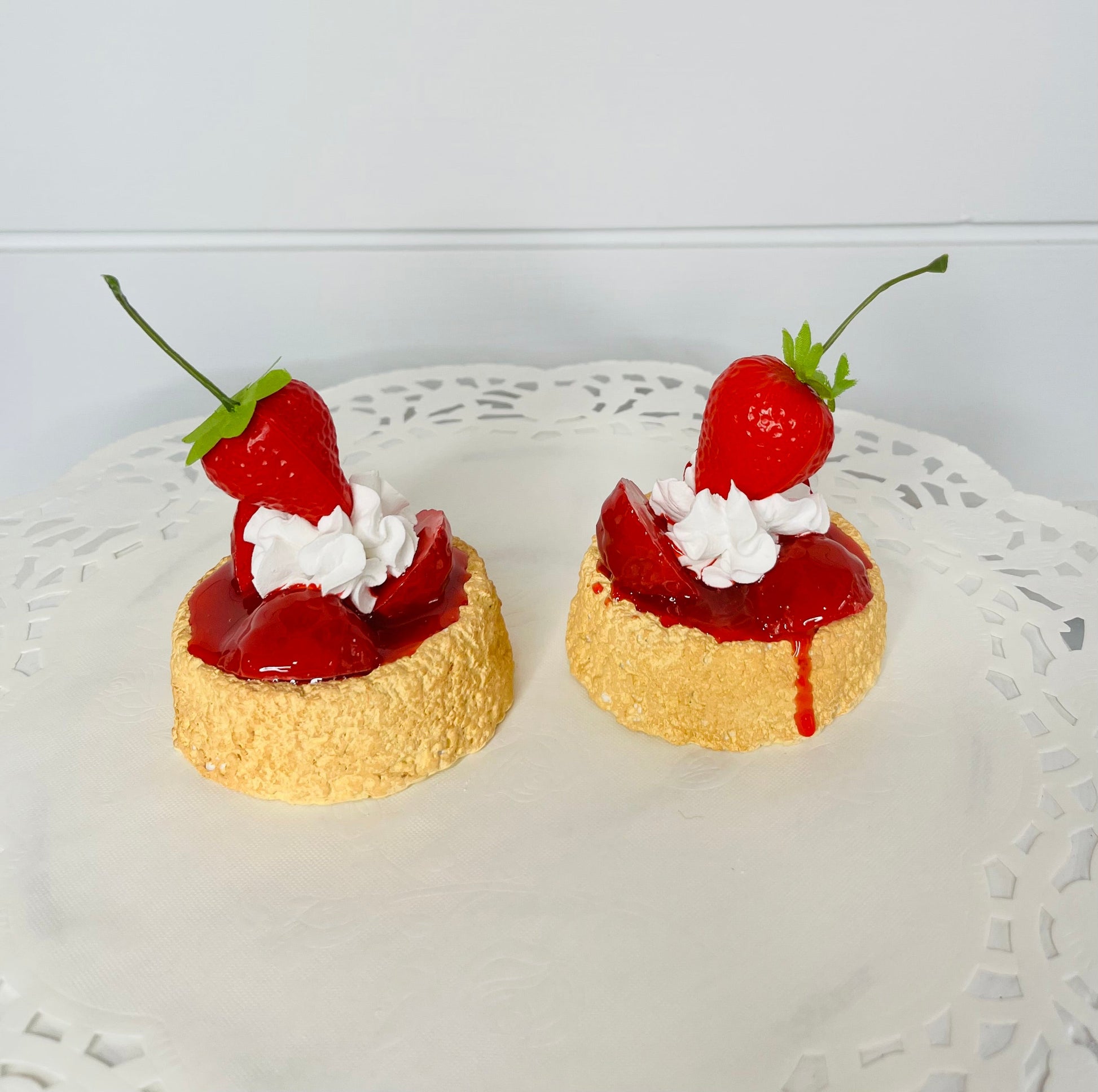 Fake Strawberry Shortcake Tiered Tray Decor/Food Prop-TCT1546 TCT Crafts