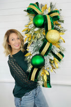 Load image into Gallery viewer, Emerald Green/Gold Elegant Christmas Swag/Wreath-TCT1584