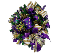 Load image into Gallery viewer, Purple &amp; Green Mardi Gras Top Hat door wreath- TCT1463