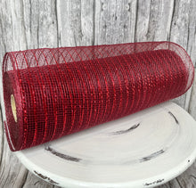 Load image into Gallery viewer, 10.25&quot;x10yd Metallic Value Mesh-Burgundy w/Red Foil (RE800161)