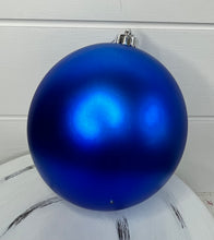 Load image into Gallery viewer, Gorgeous Matte Royal Blue Christmas Tree Ball Ornament - 150mm-XH100725
