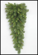 Load image into Gallery viewer, 24&quot; Artificial Pine Deluxe Teardrop Swag w/65 Tips (CVTD115)